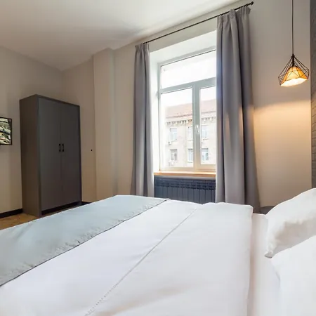 Self Check-in Maidan Area Apartment Kyiv