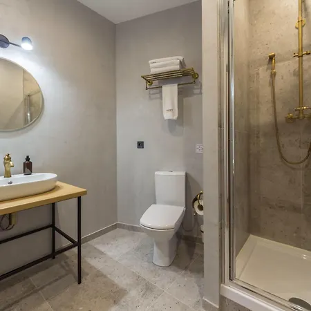 Self Check-in Maidan Area Apartment